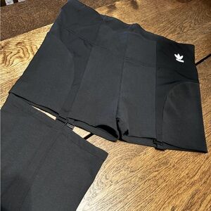 Addidas legging (ribbed)